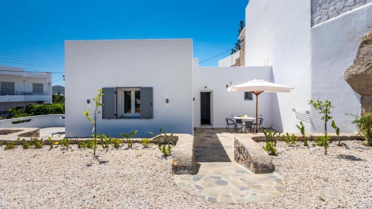 Photo of Outdoor in Adamas