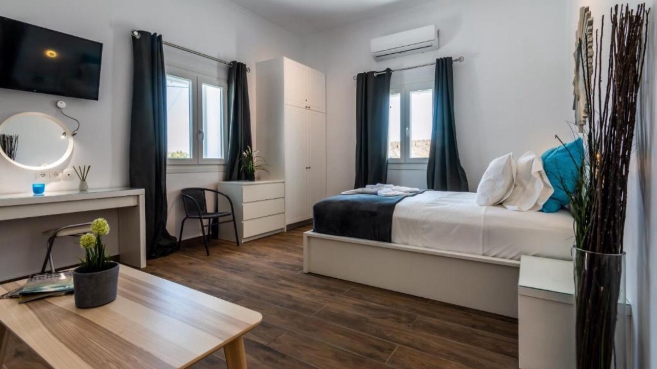 Photo of Bedroom in Adamas