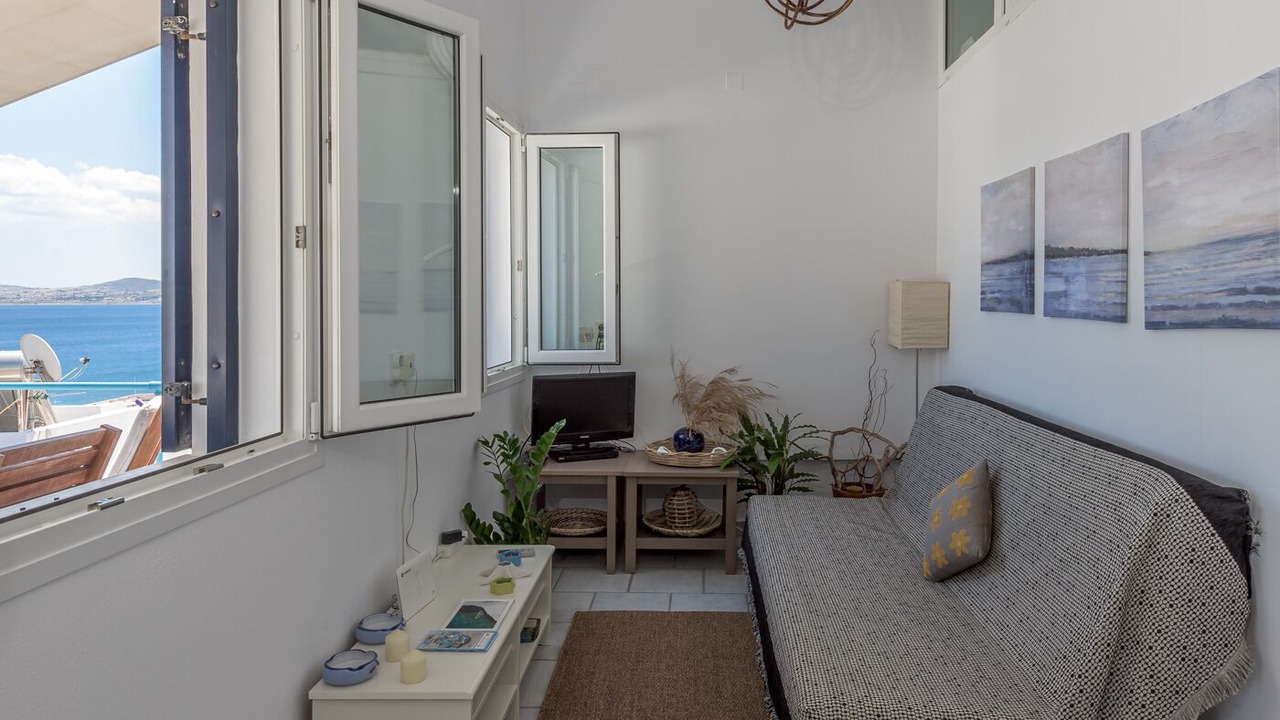 Photo of Livingroom in Adamas