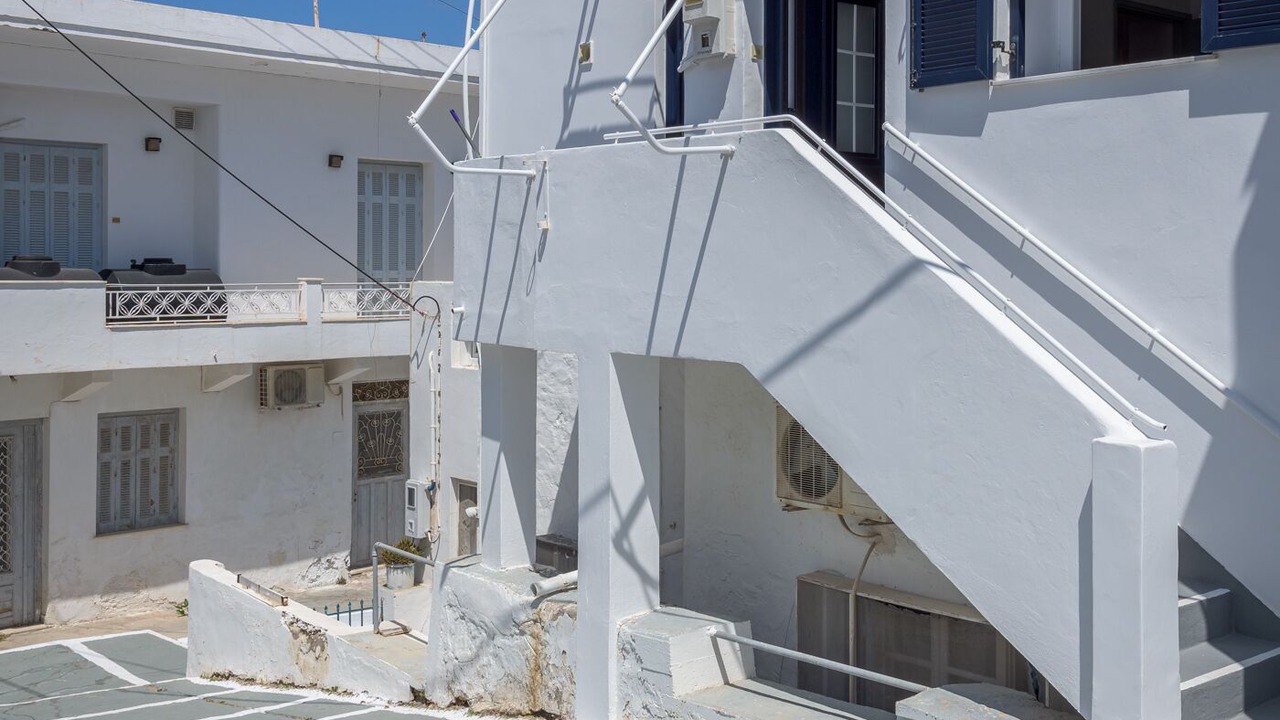 Photo of Outdoor in Adamas