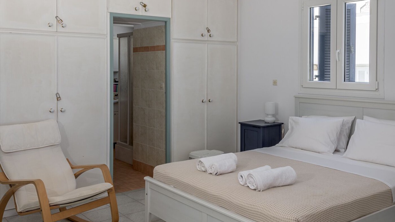 Photo of Bedroom in Adamas