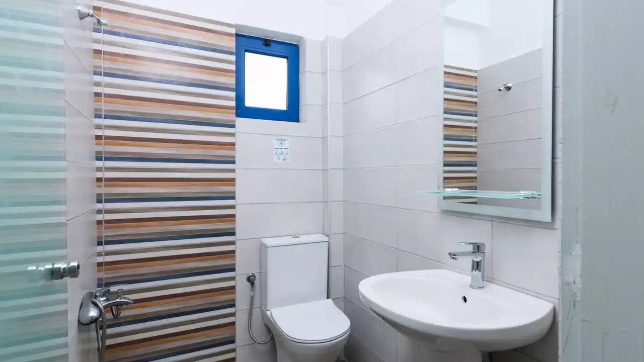 Photo of Bathroom in Lentas