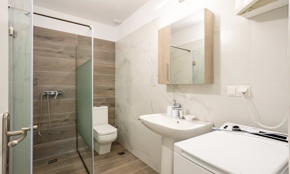 Photo of Bathroom in Lefktron