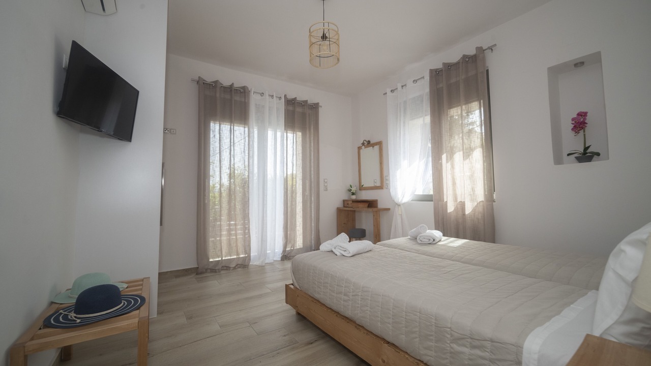Photo of Bedroom in Pitsidia