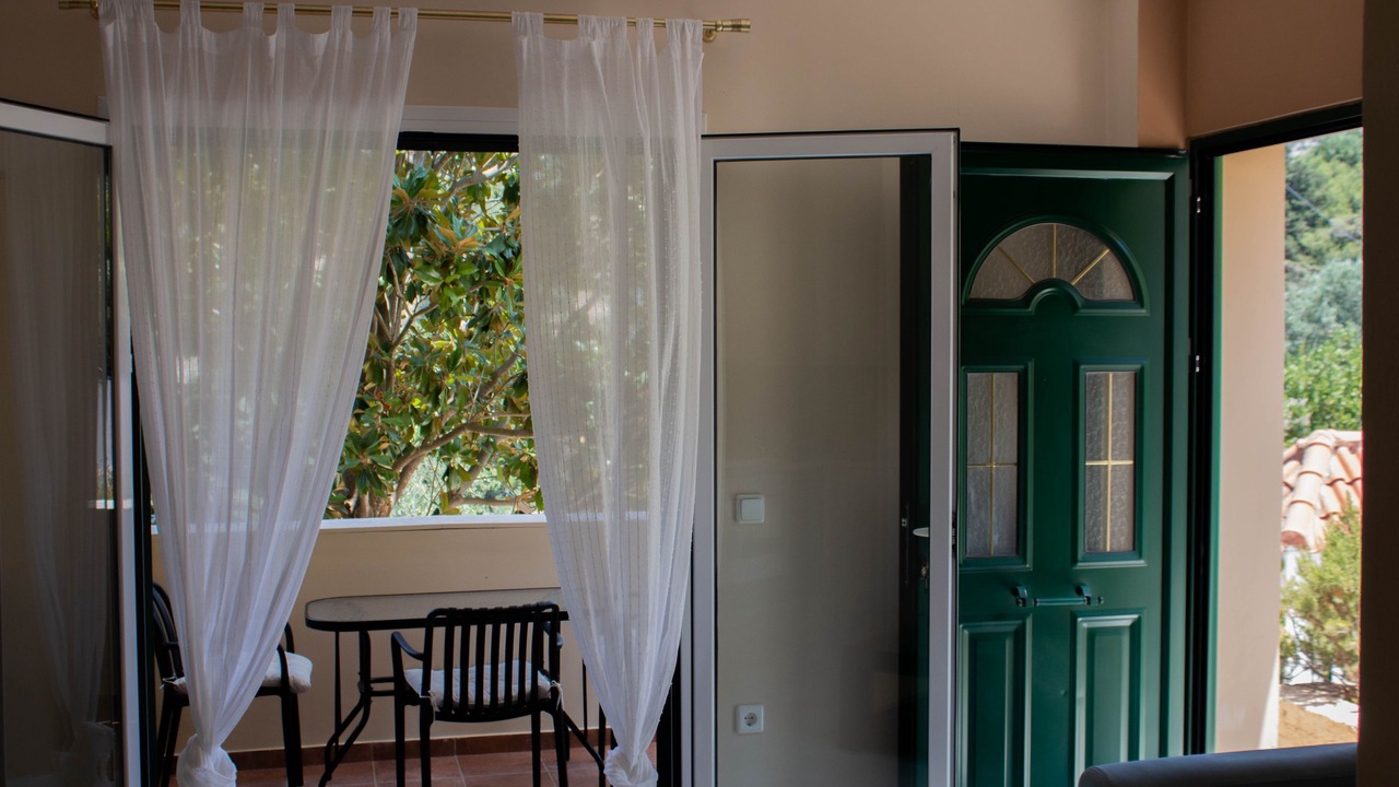 Photo of Bedroom in Dhrakata