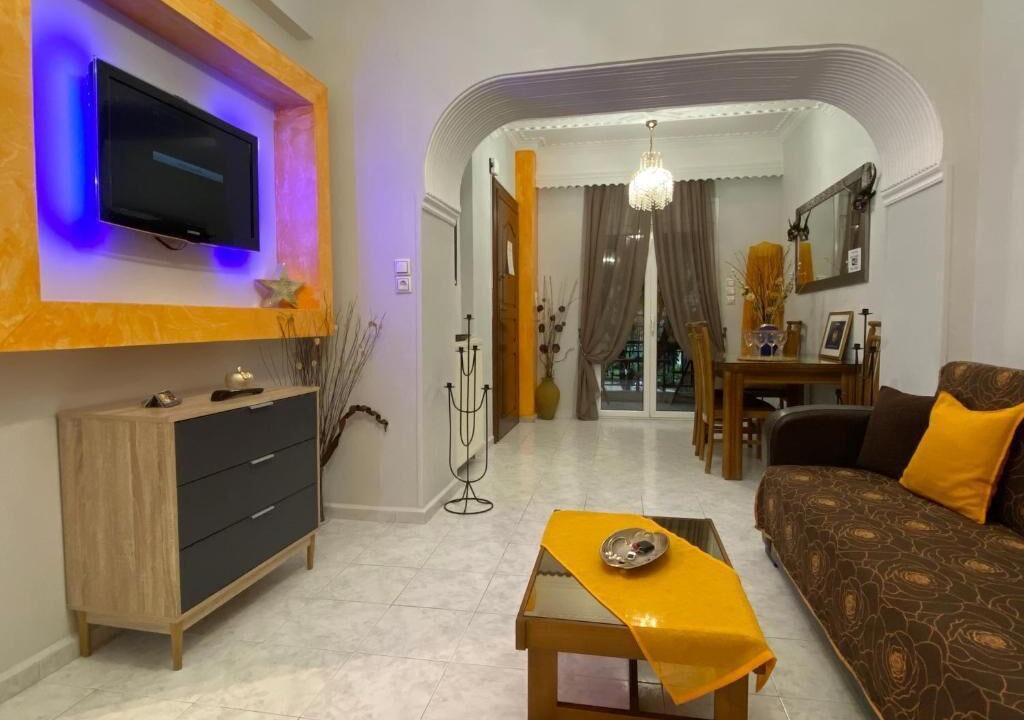 Photo of Livingroom in Petralona