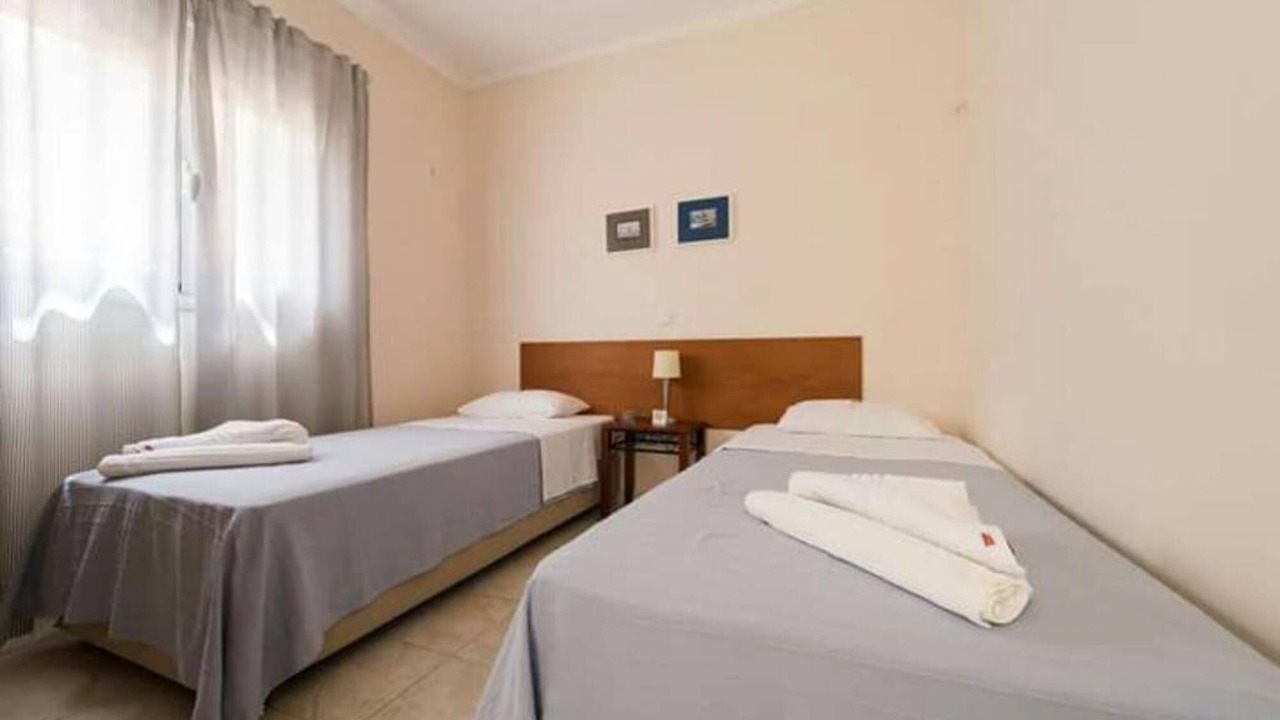 Photo of Bedroom in Dhrakata