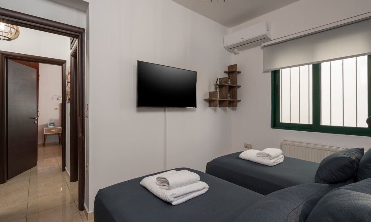 Photo of Bedroom in Makrys Tichos