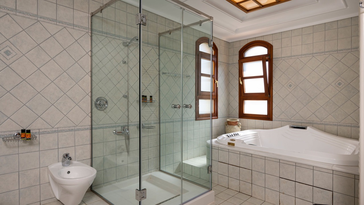 Photo of Bathroom in Maleme