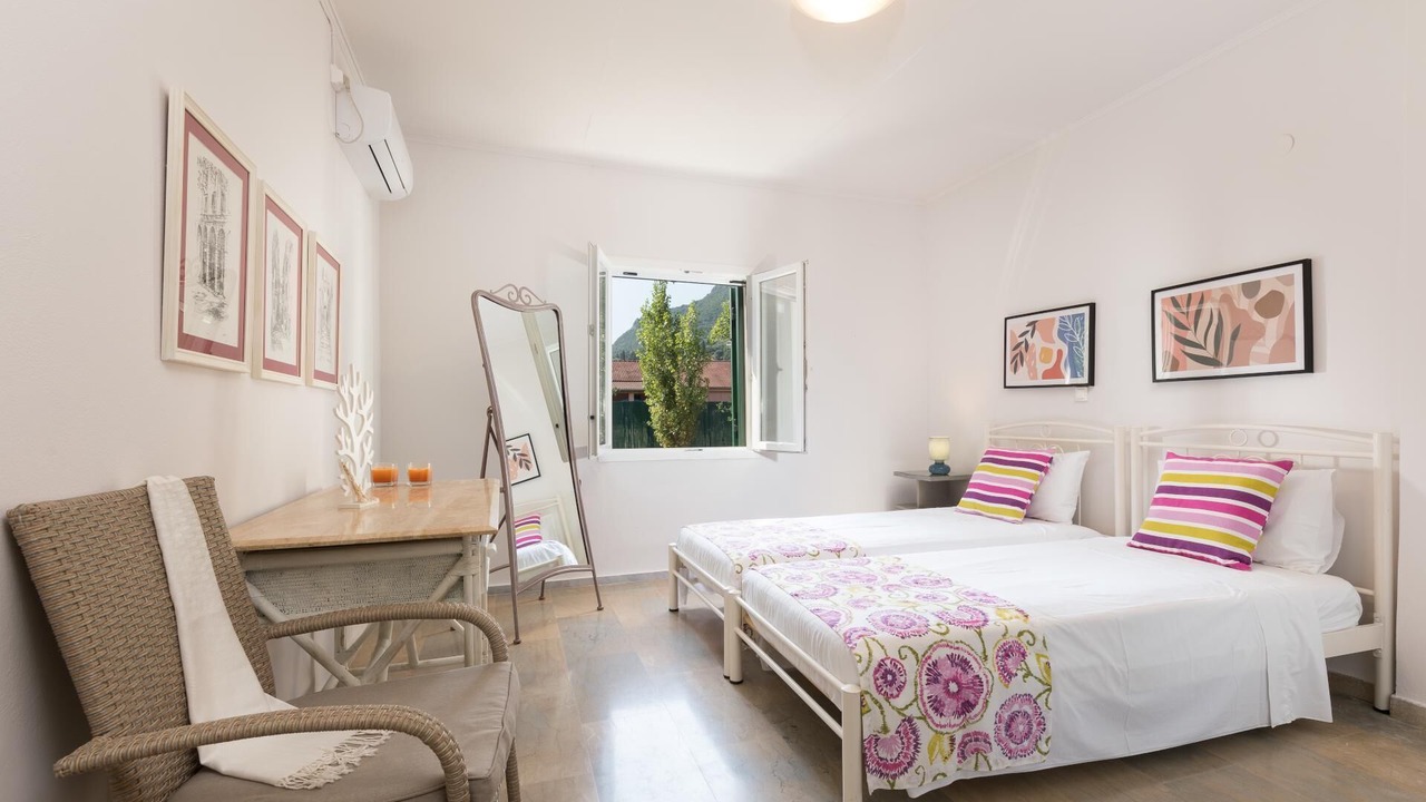 Photo of Bedroom in Parelia