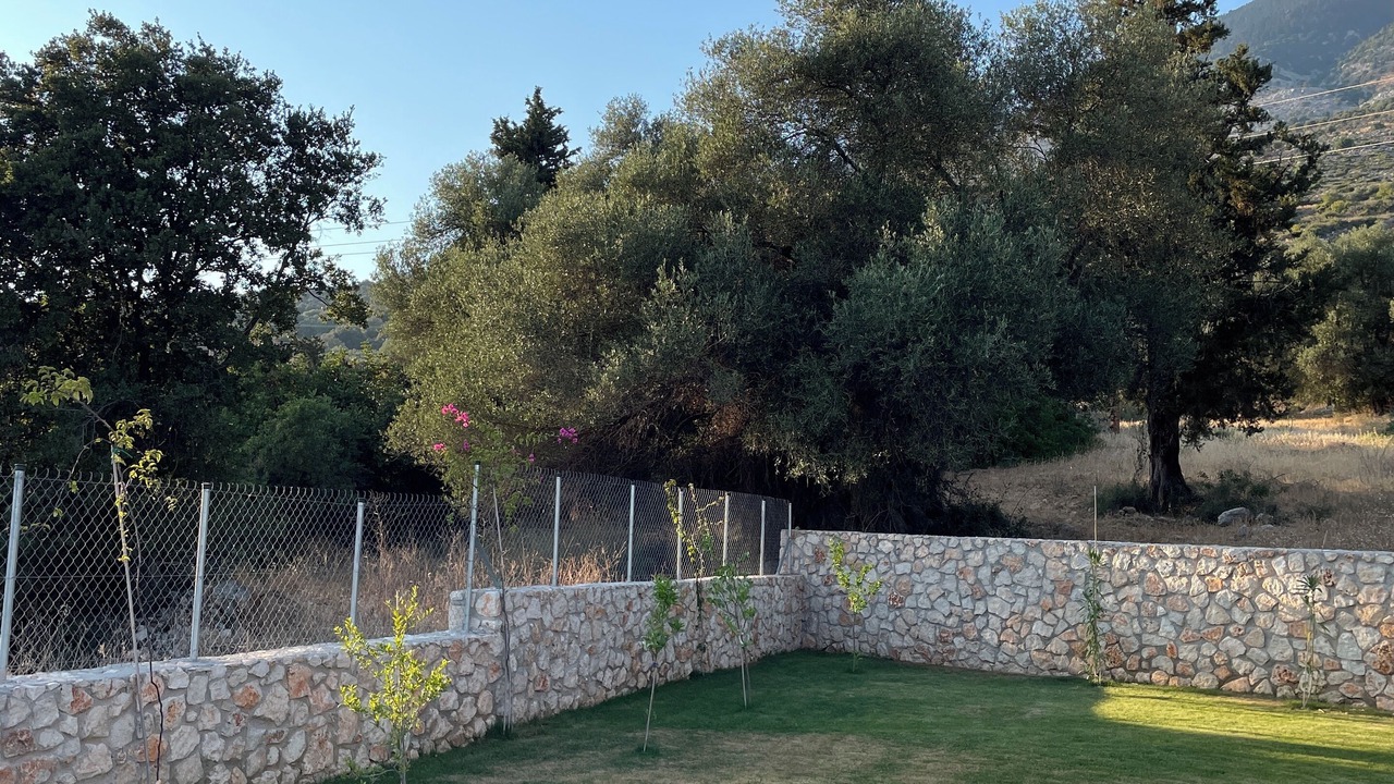 Photo of Outdoor in Lourdata