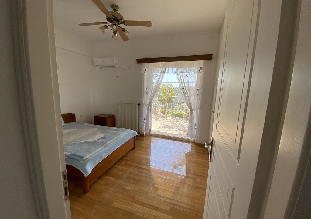 Photo of Bedroom in Kropia