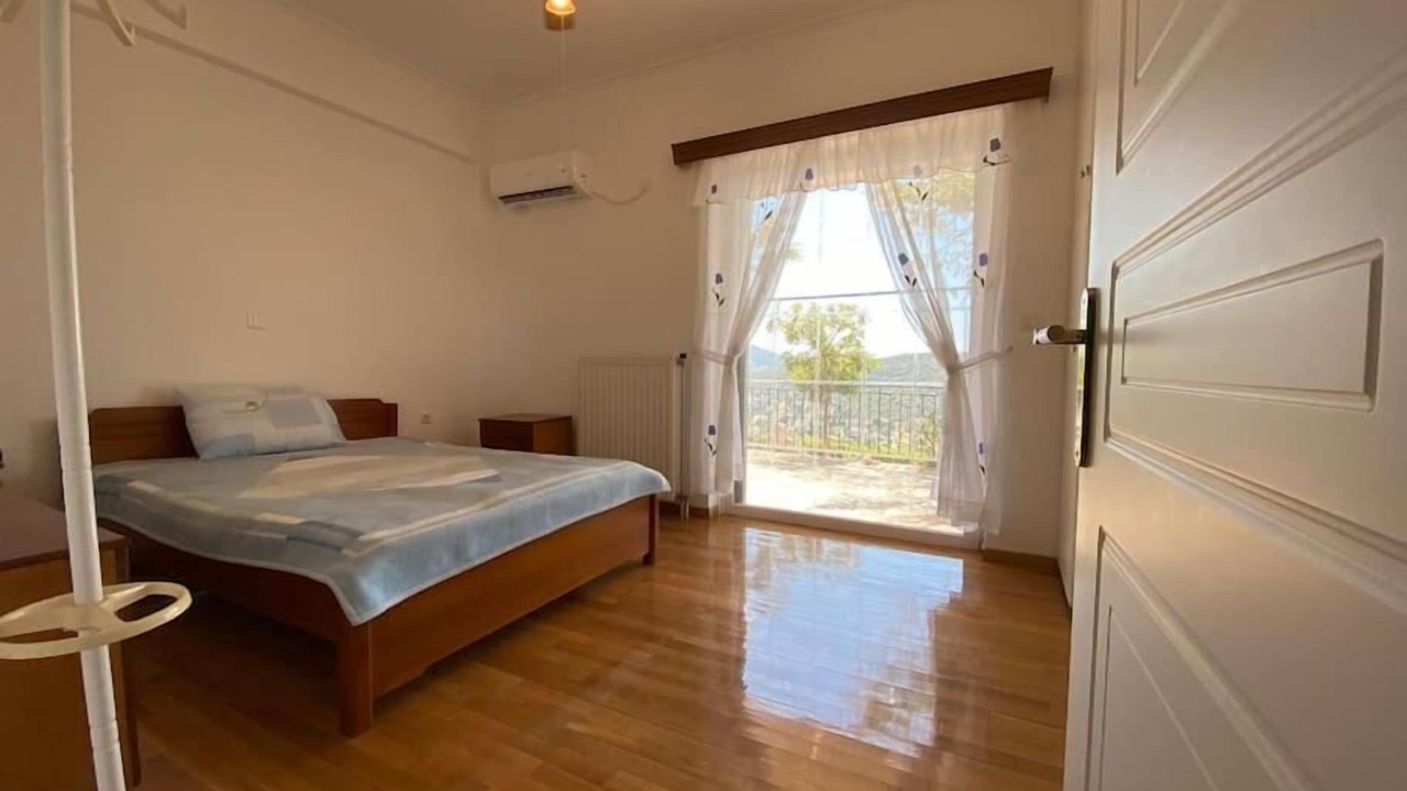 Photo of Bedroom in Kropia