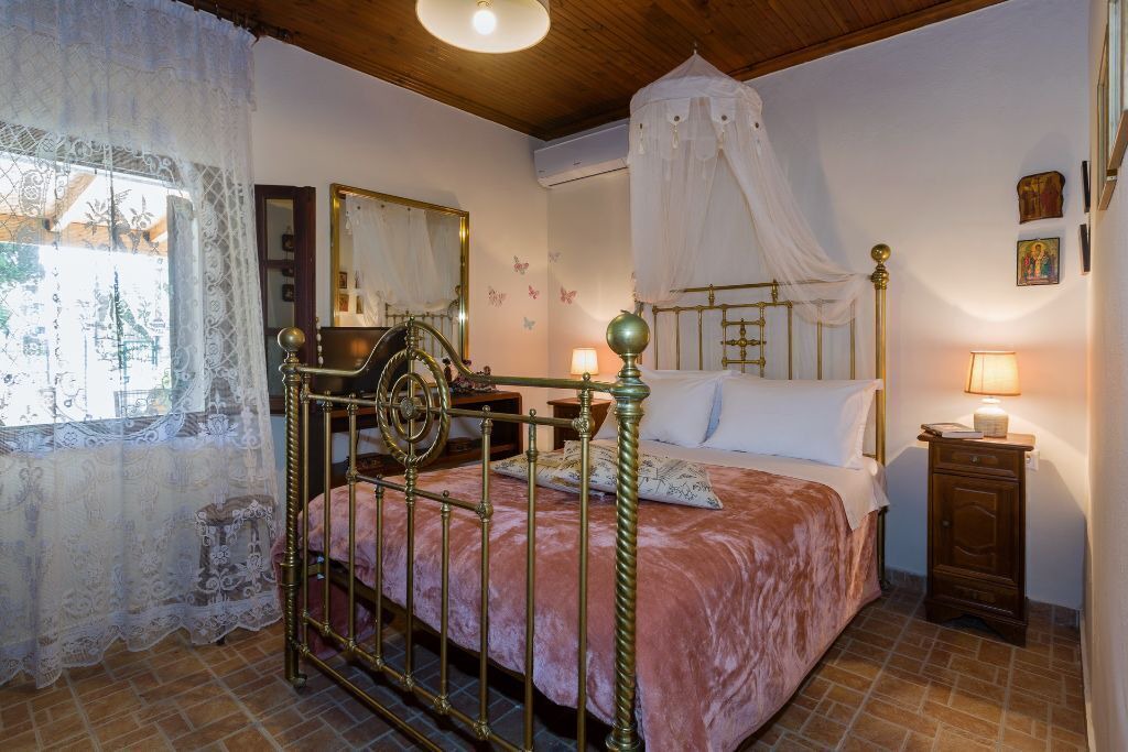 Photo of Bedroom in Corfu Town
