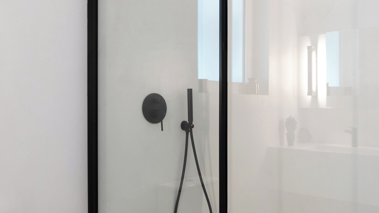 Photo of Bathroom in Varkiza