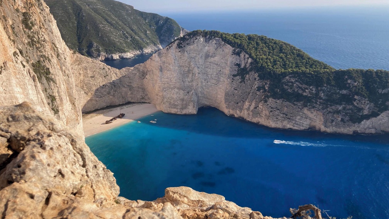 Photo of Others in Alikanas