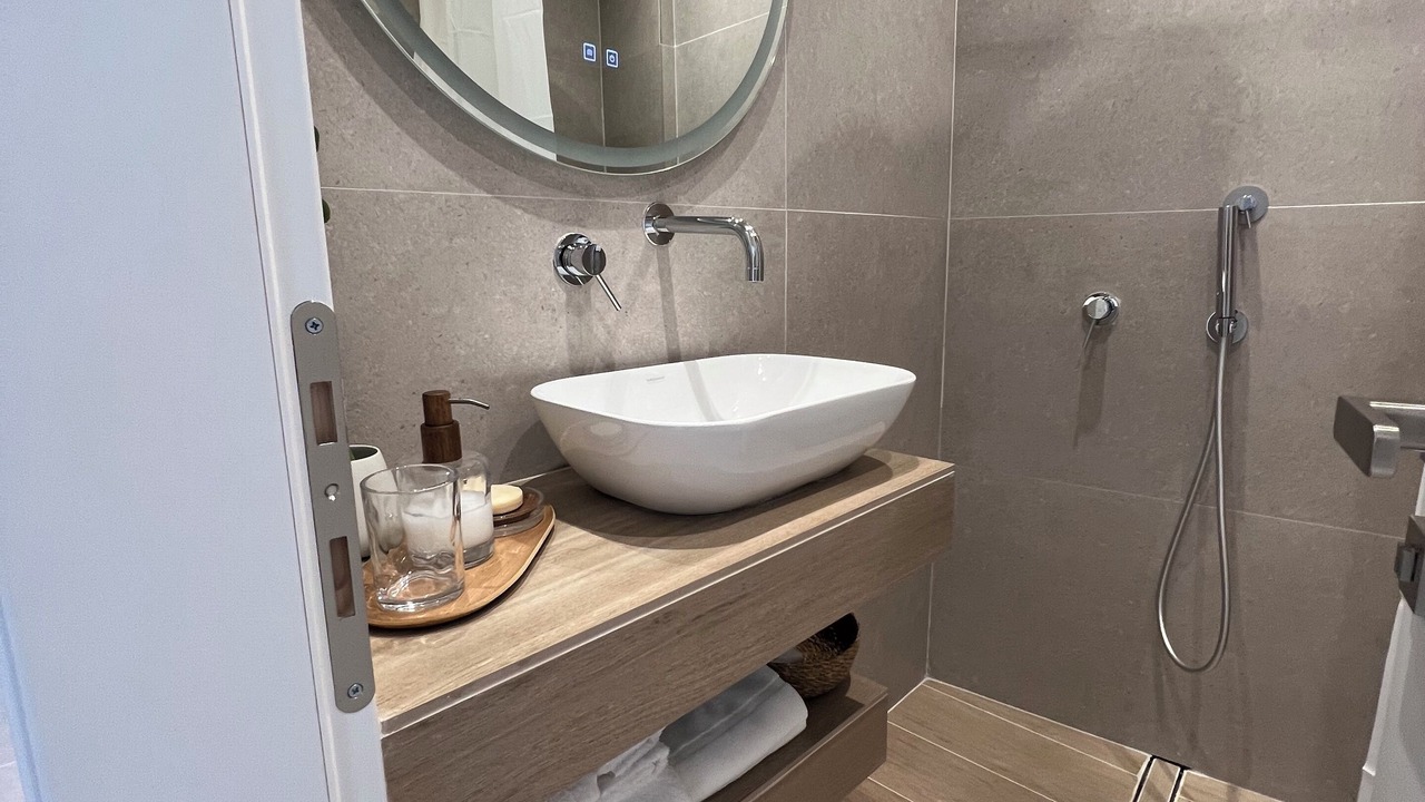 Photo of Bathroom in Plaka