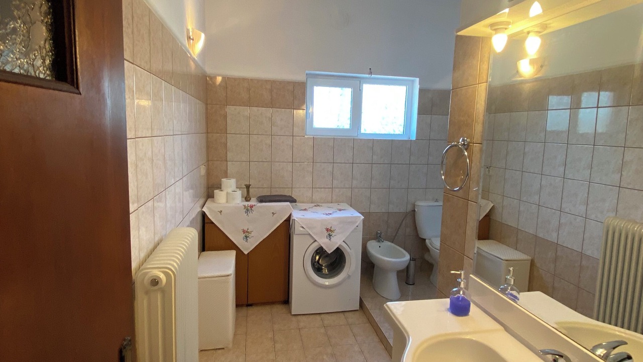 Photo of Bathroom in Trikala