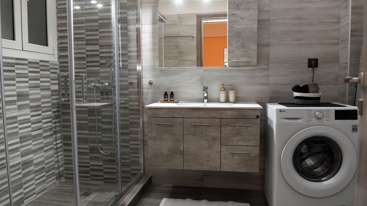 Photo of Bathroom in Ampelokipoi