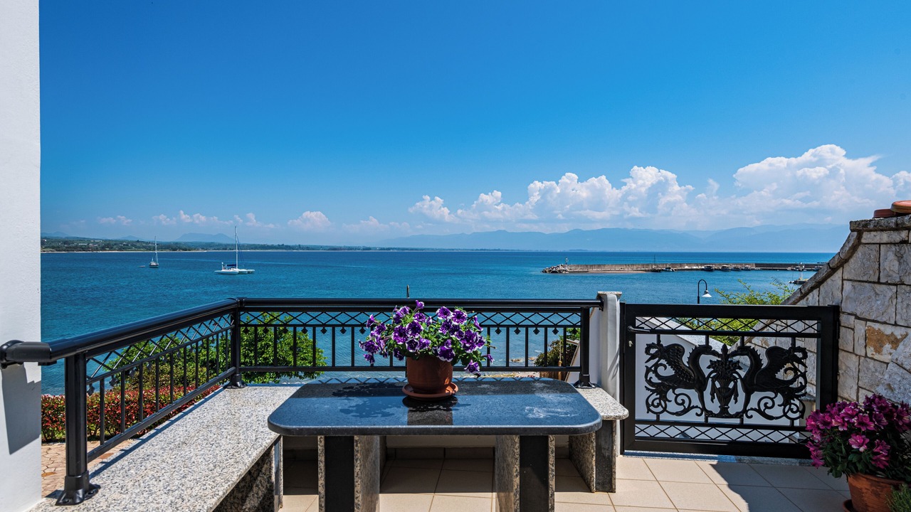 Photo of Patio Balcony in Petalidi