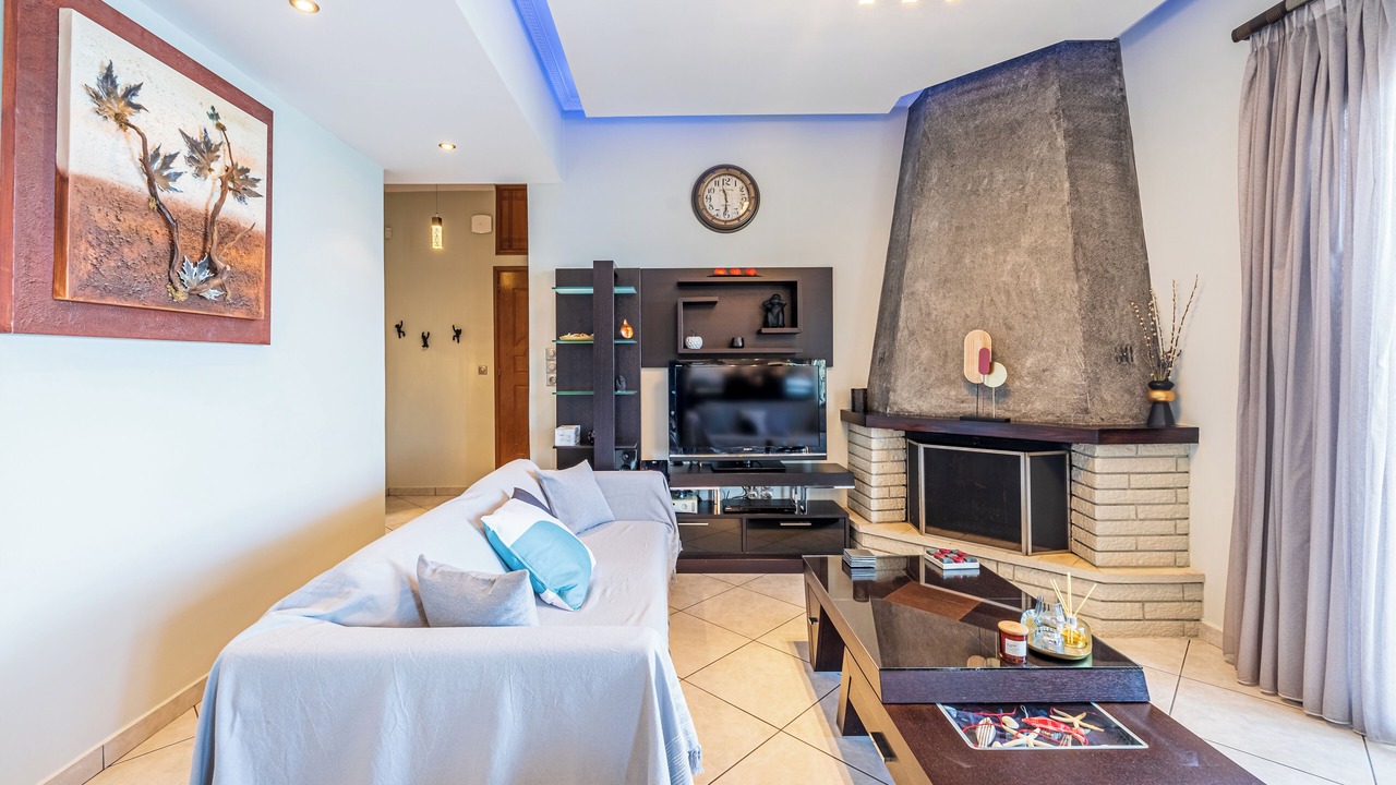 Photo of Livingroom in Petalidi