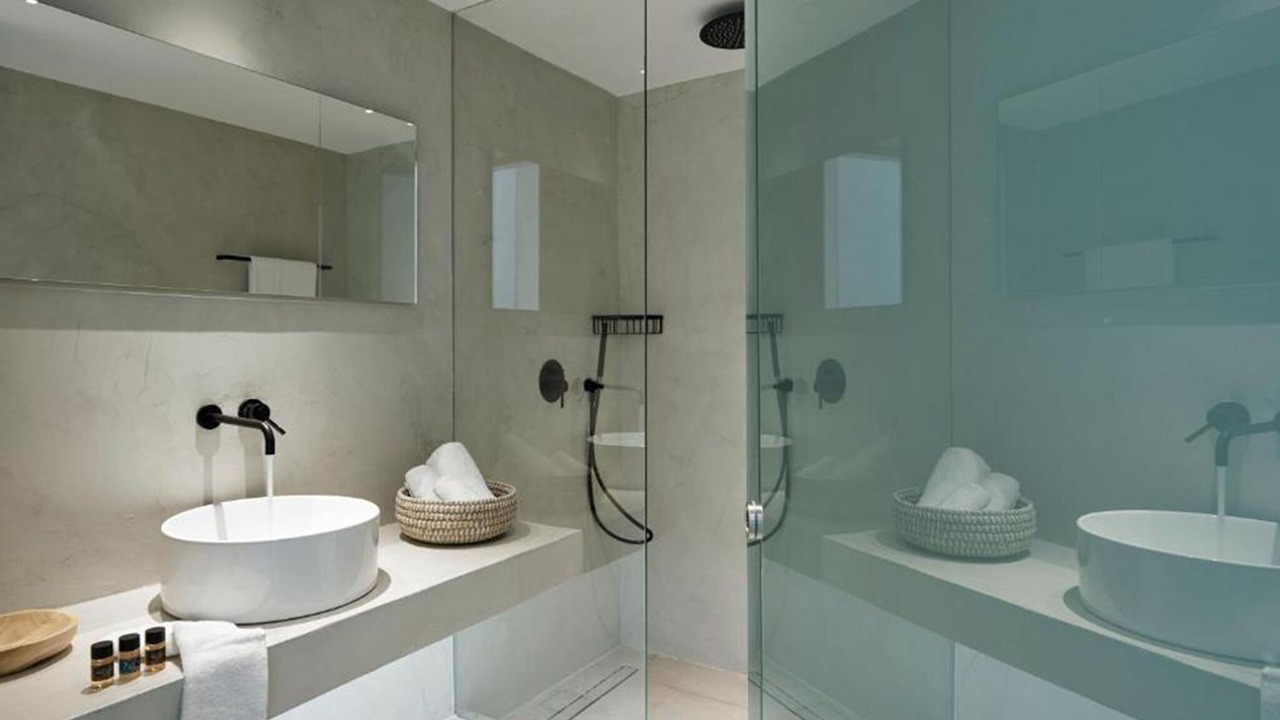 Photo of Bathroom in Adamas