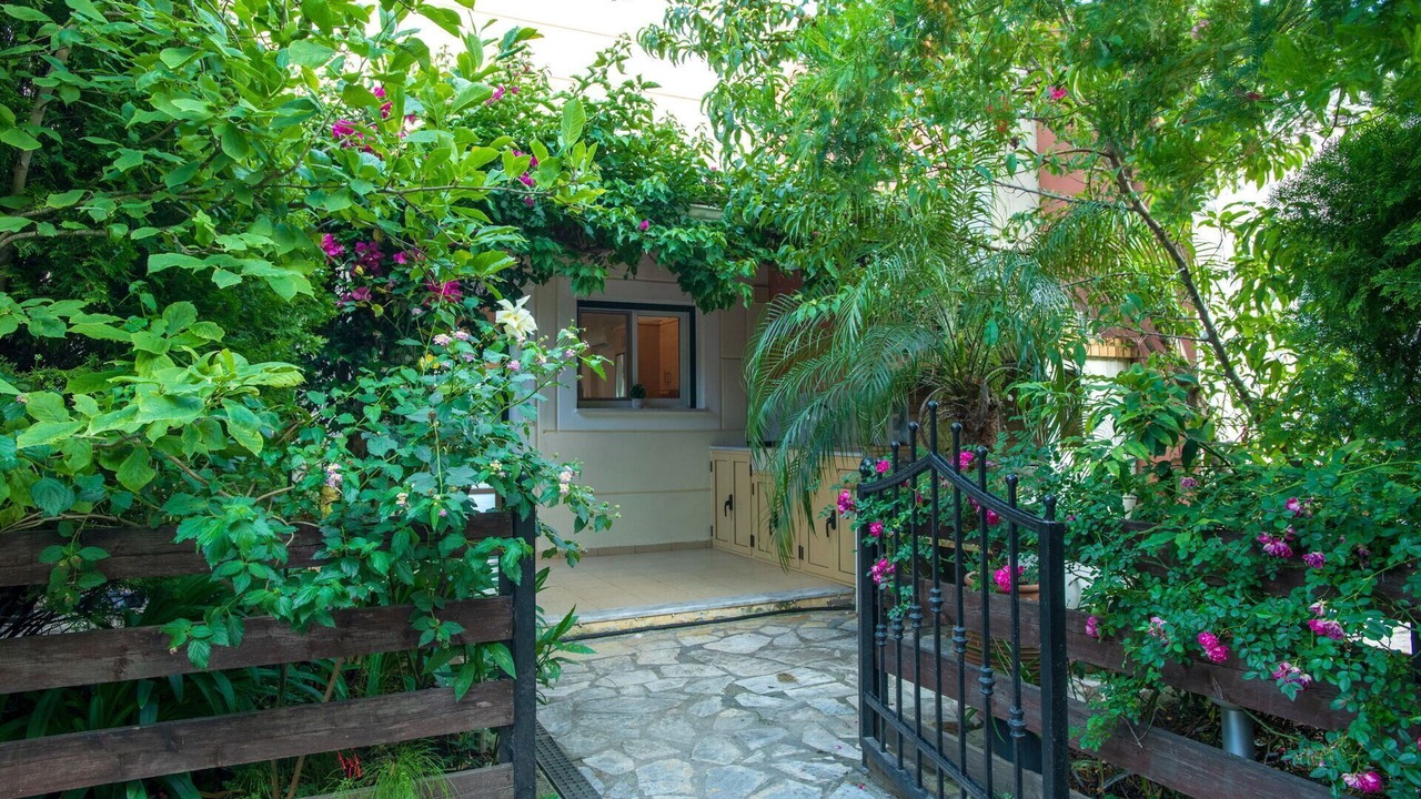 Photo of Patio Balcony in Barbati