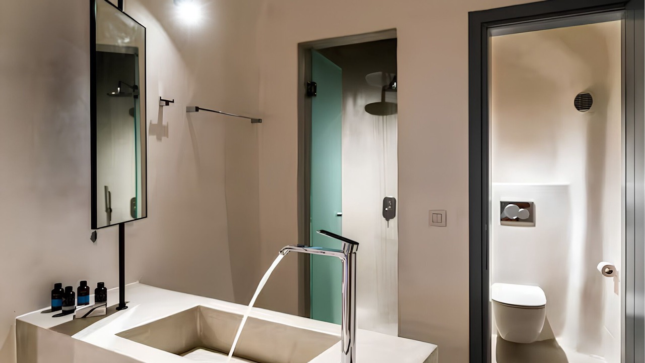 Photo of Bathroom in Exo Gonia