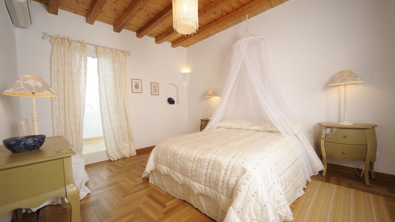 Photo of Bedroom in Ydrousa