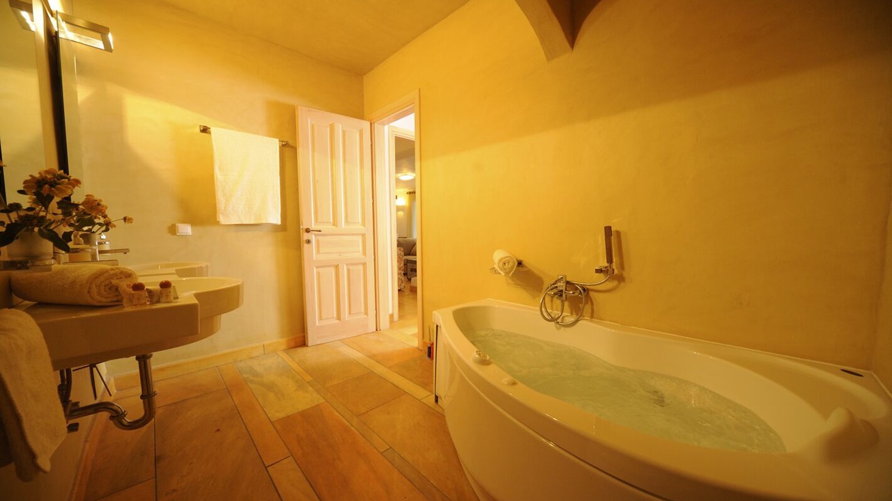 Photo of Bathroom in Ydrousa