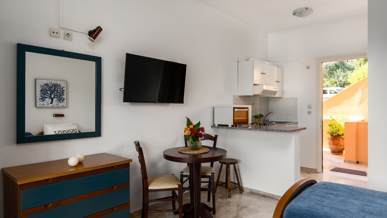 Photo of Livingroom in Messonghi