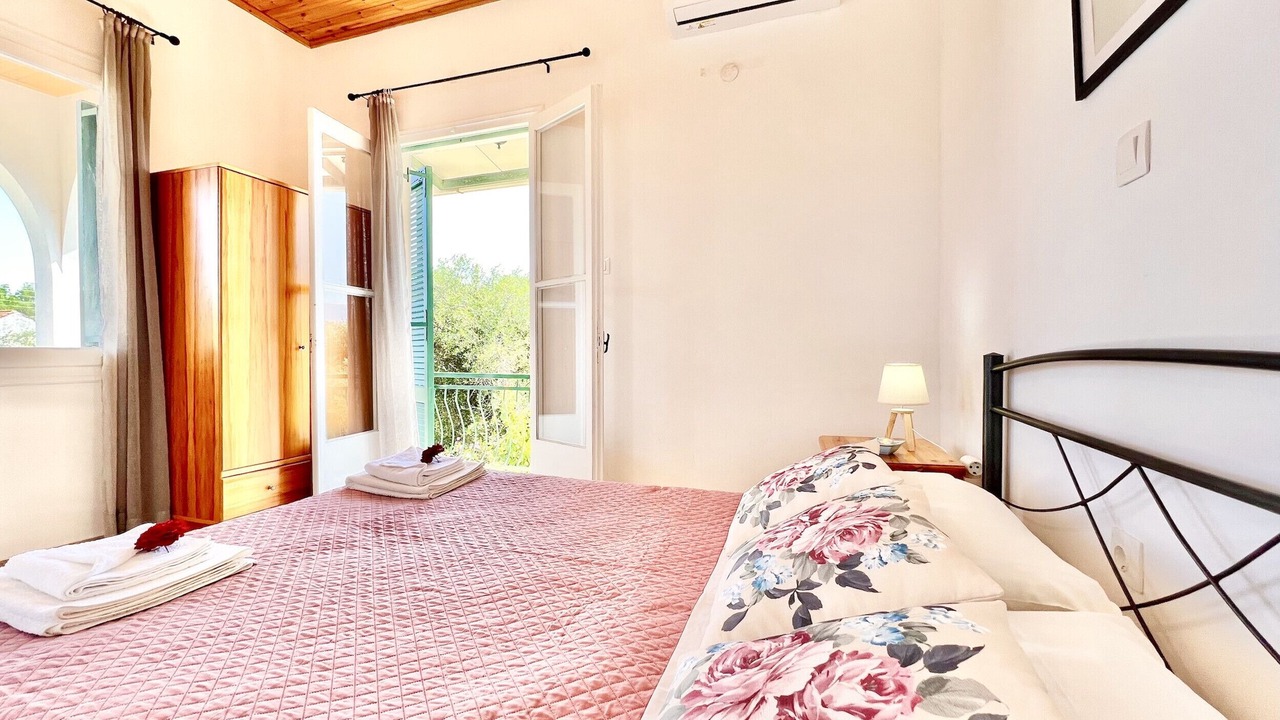 Photo of Bedroom in Astrakeri