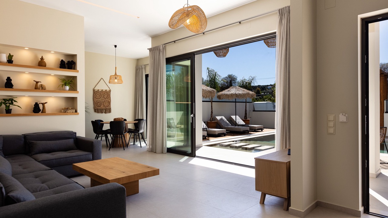 Photo of Livingroom in Adelianos Kampos