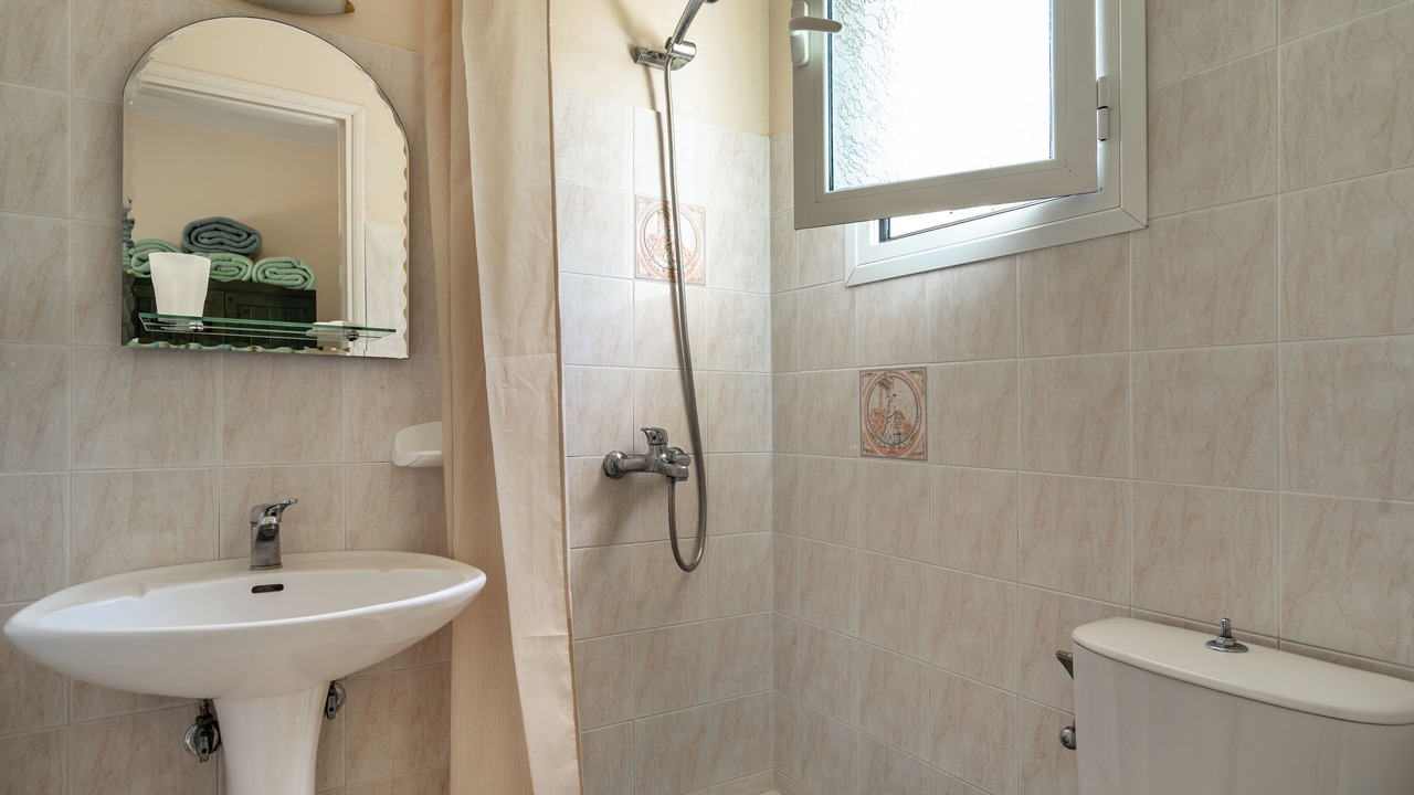 Photo of Bathroom in Kateleios