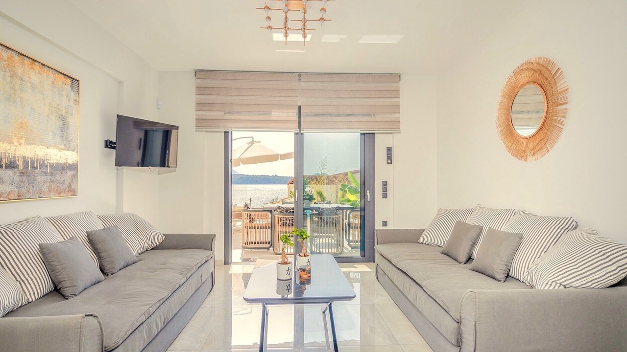 Photo of Livingroom in Perigiali