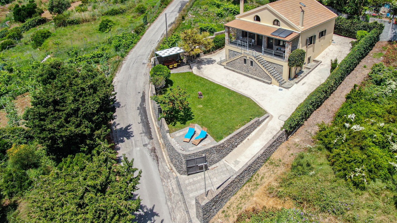 Photo of Outdoor in Paramonas