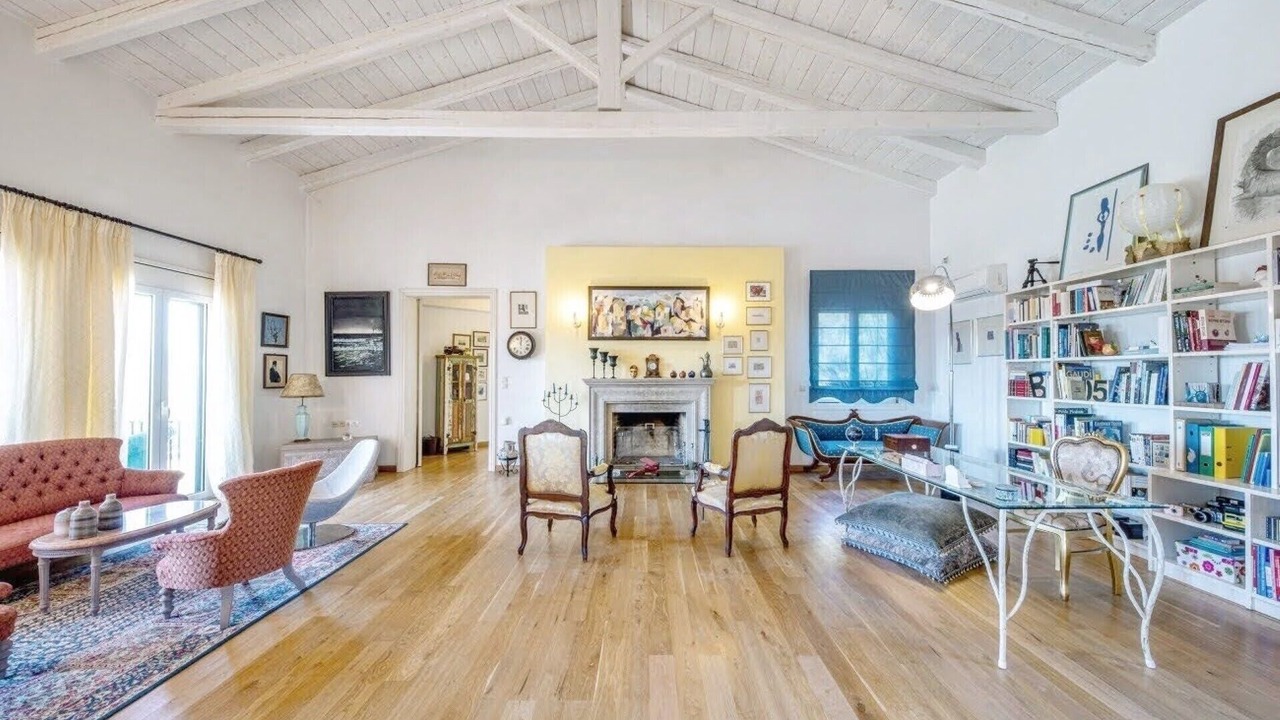 Photo of Livingroom in Perama