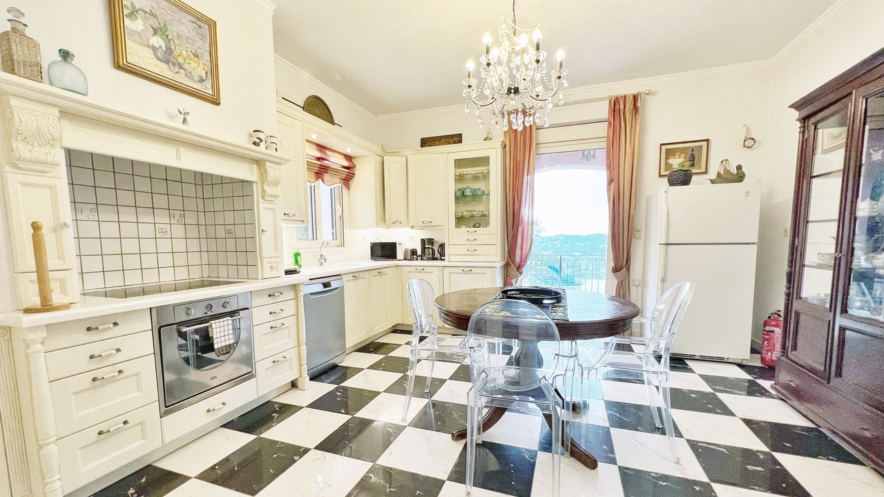 Photo of Kitchen in Perama