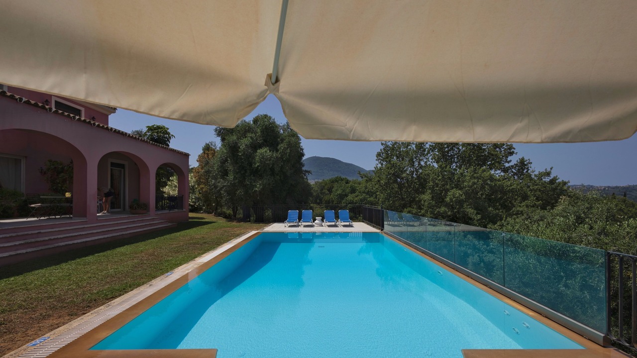 Photo of Outdoor in Perama