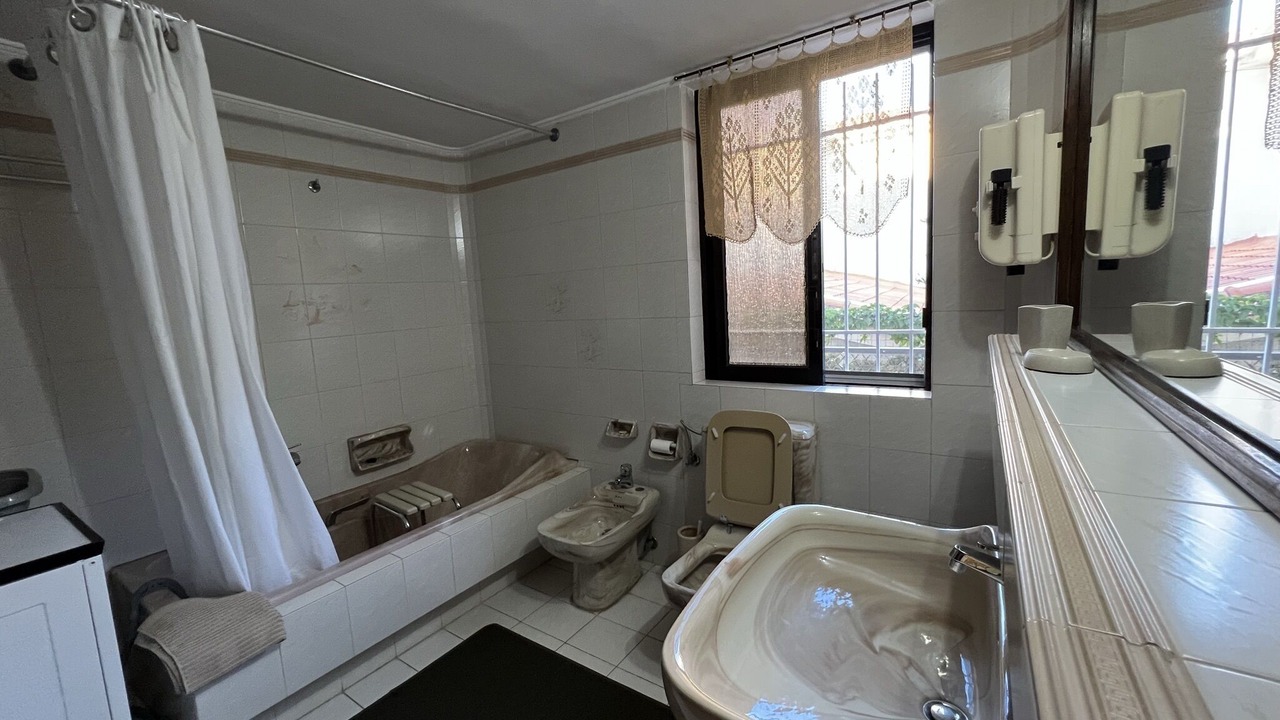 Photo of Bathroom in Kalamos