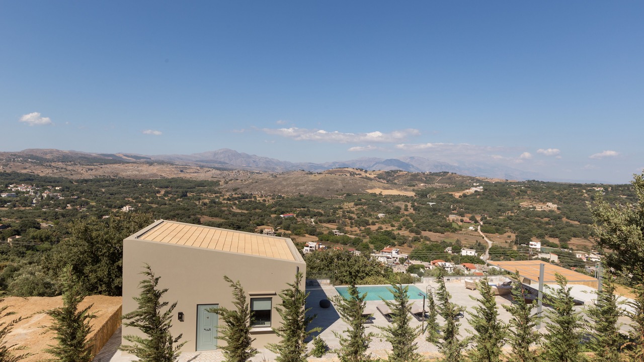Photo of Others in Armenoi