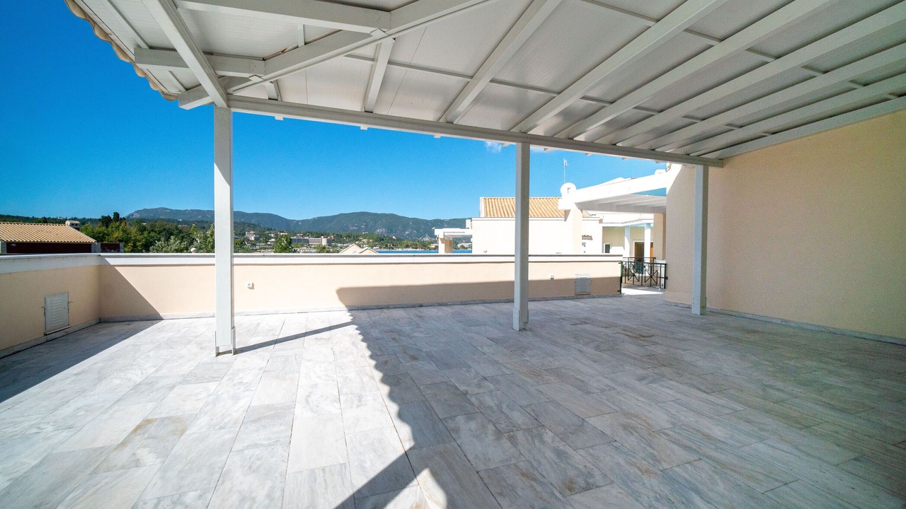 Photo of Patio Balcony in Dassia