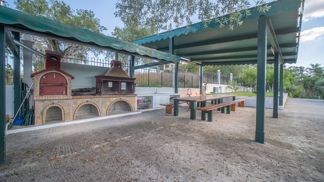 Photo of Outdoor in Dassia