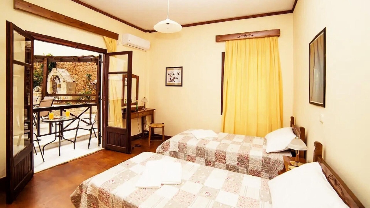 Photo of Bedroom in Roussospiti