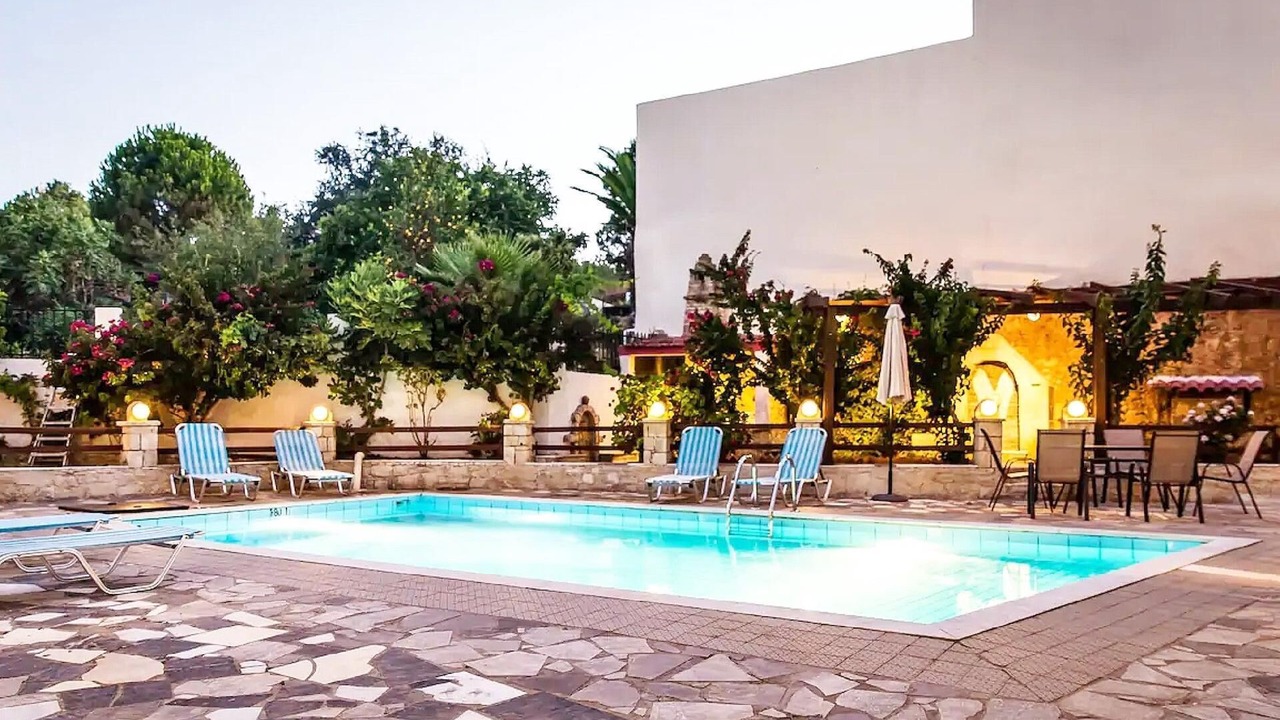 Photo of Outdoor in Roussospiti