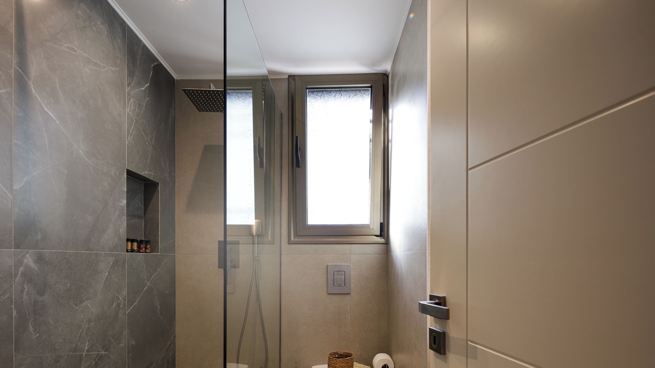 Photo of Bathroom in Pyrgos Psilonerou