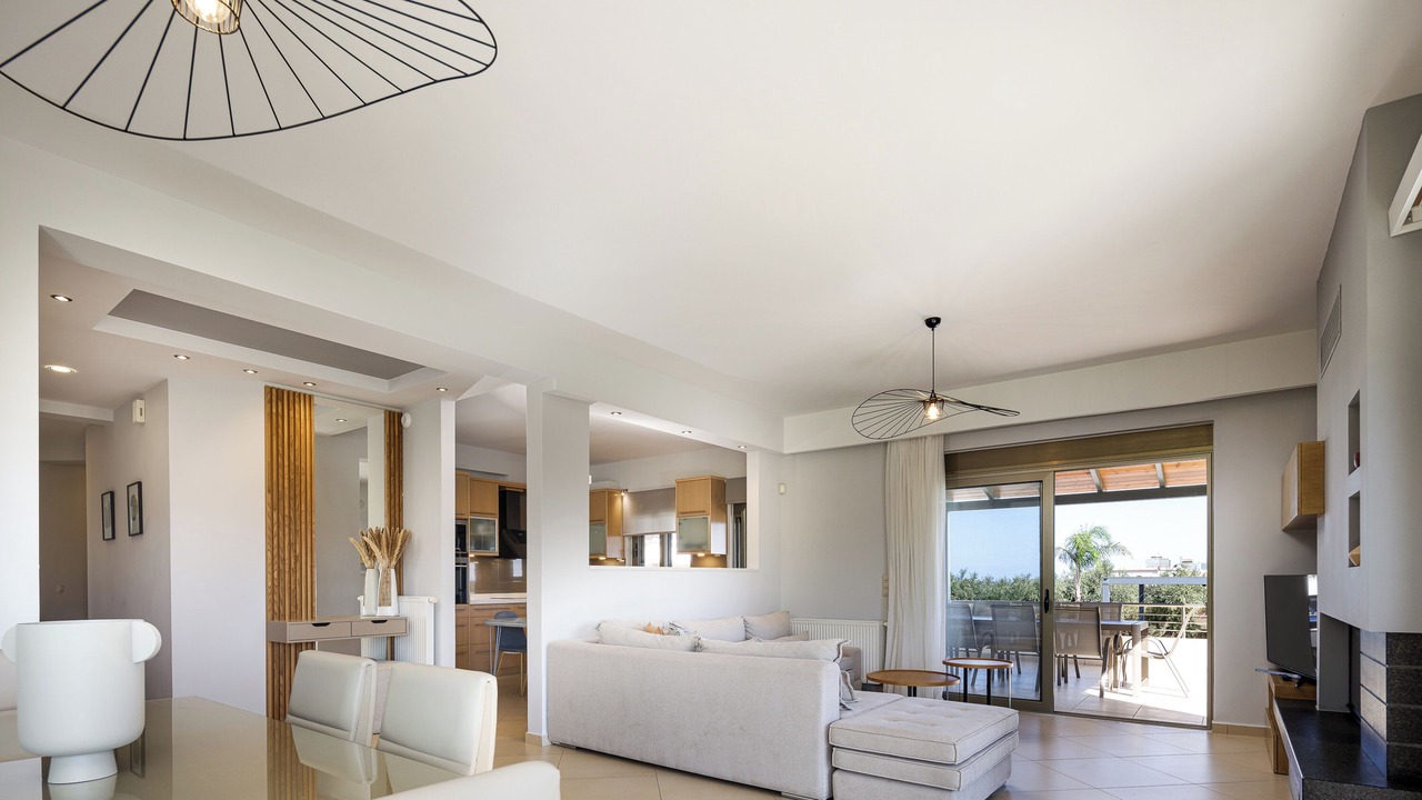 Photo of Livingroom in Pyrgos Psilonerou