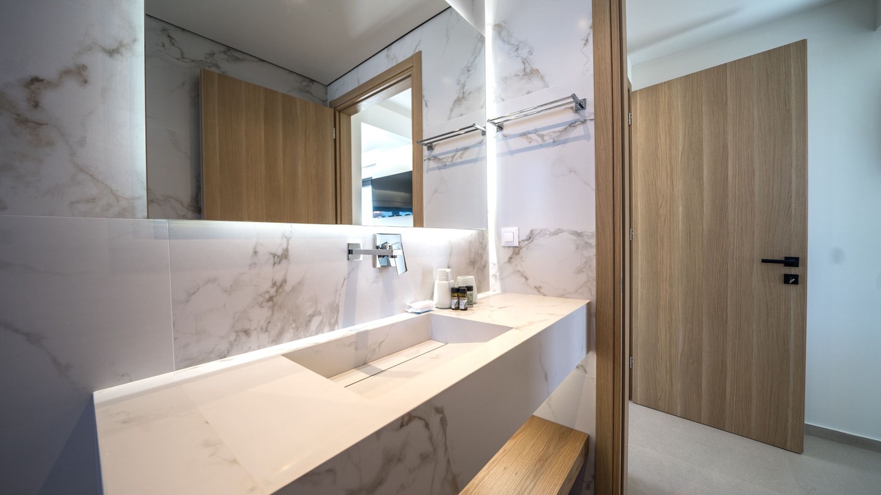 Photo of Bathroom in Alikianos