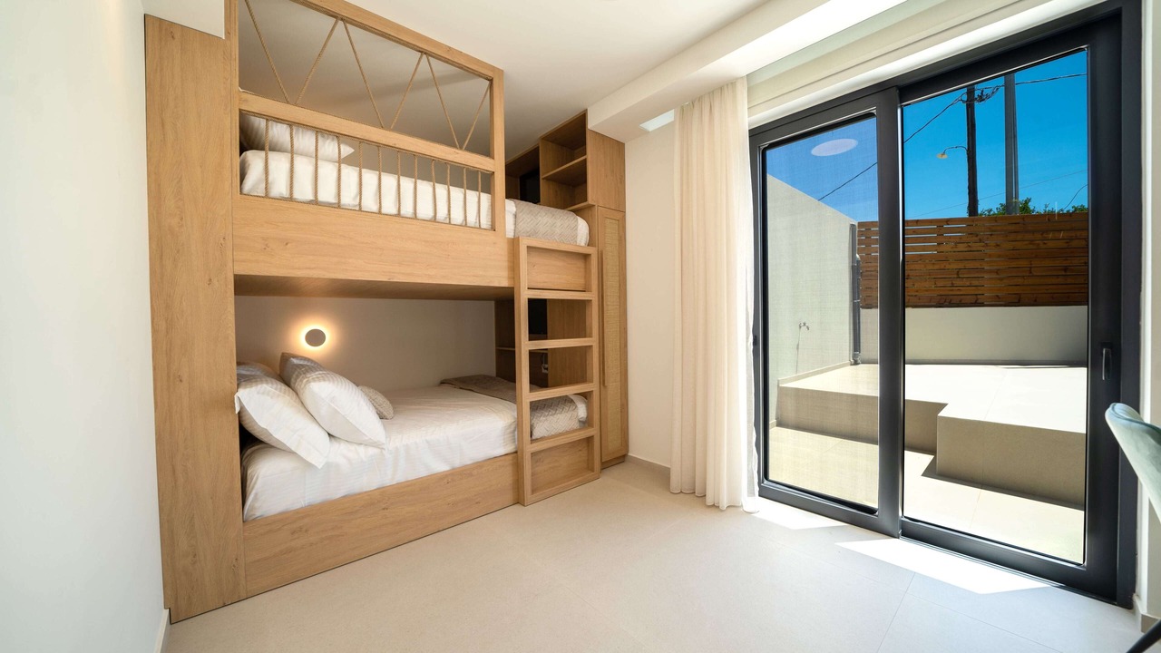 Photo of Bedroom in Alikianos