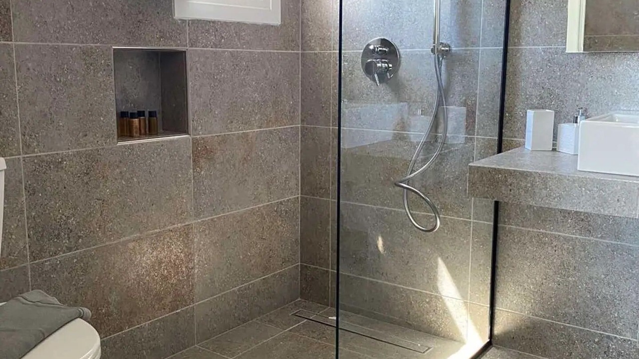 Photo of Bathroom in Milos
